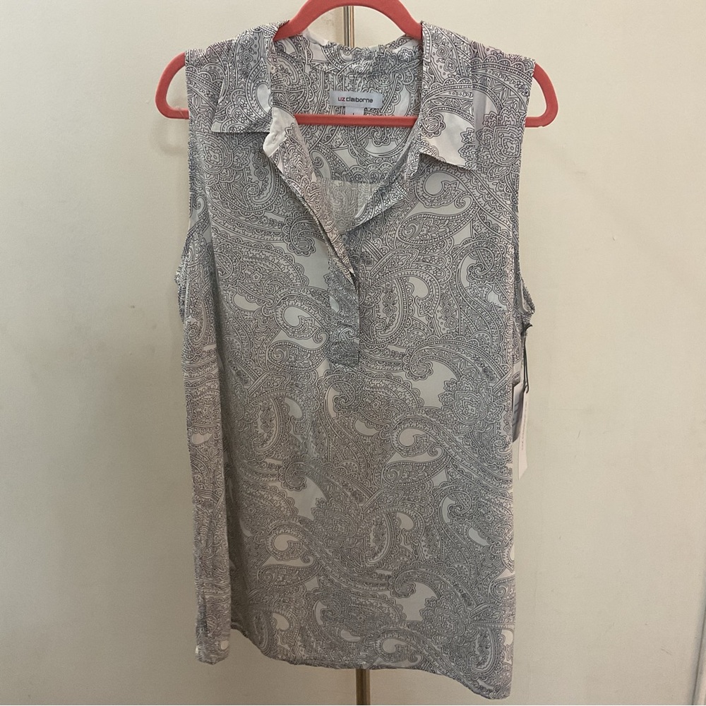 Liz Claiborne  Sleeveless Black and White Floral Blouse Size L NWT - Picture 2 of 10
